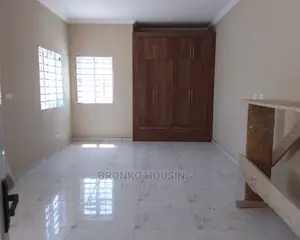 3bdrm House in Bronko Housing, Spintex for sale