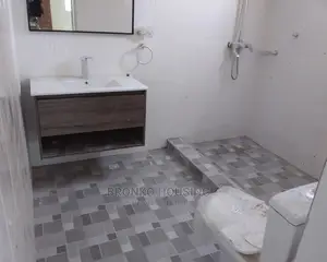 3bdrm House in Bronko Housing, Spintex for sale