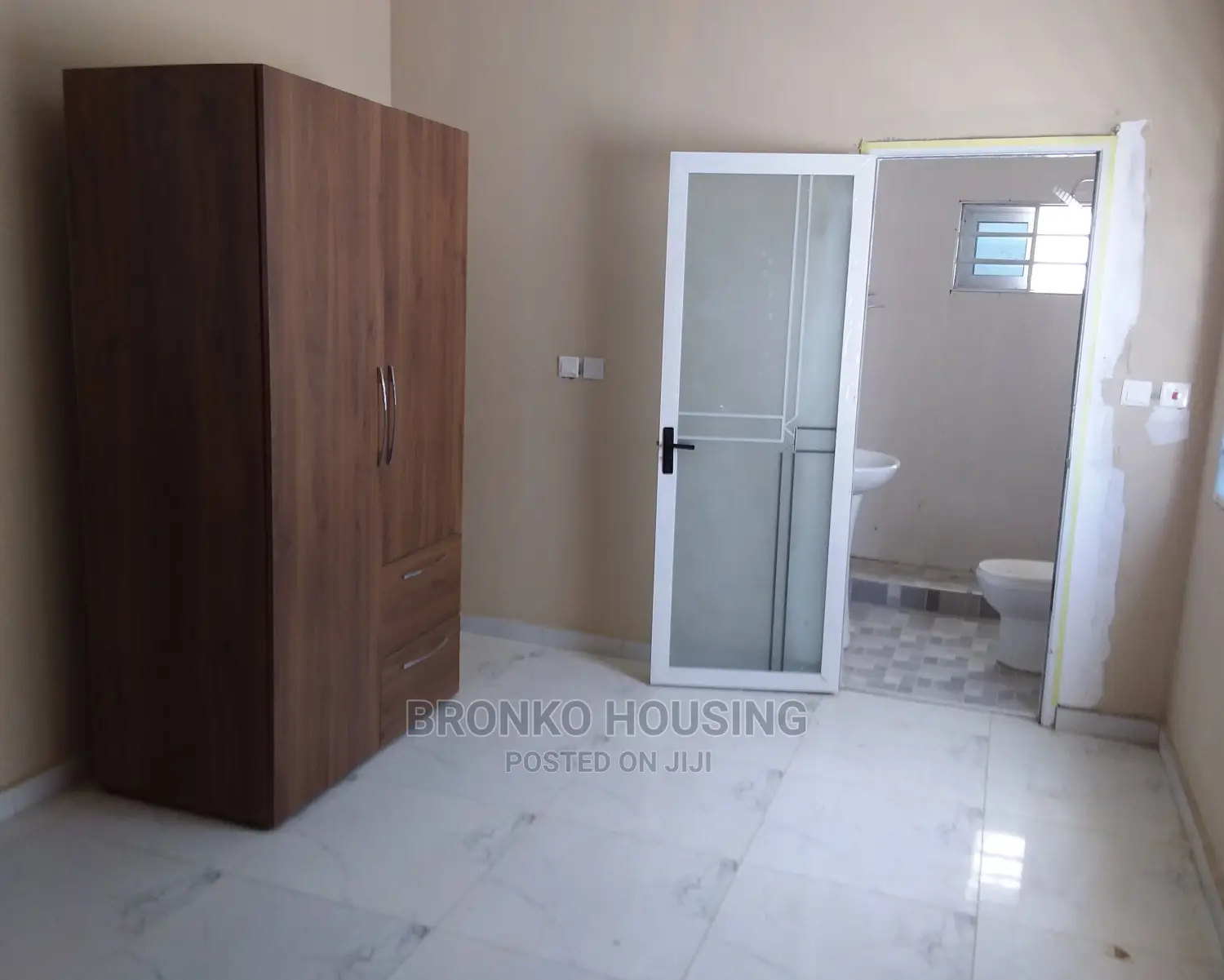 3bdrm House in Bronko Housing, Spintex for sale