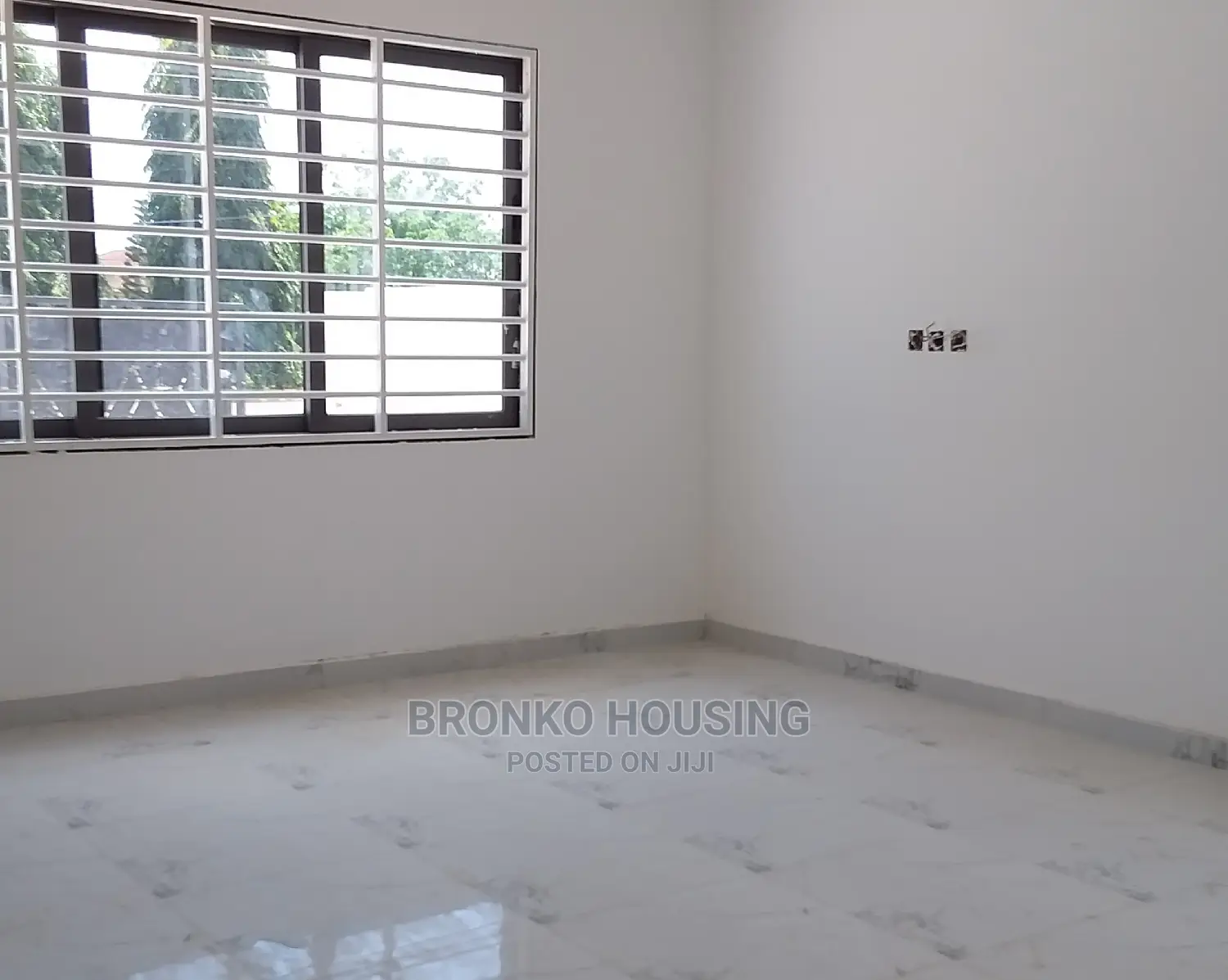 3bdrm House in Bronko Housing, Spintex for sale