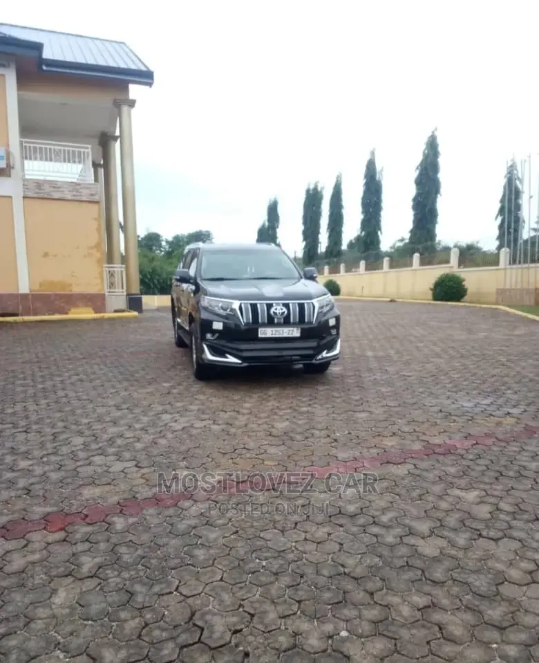 Car for Rent Rent a Land-Cruisers Prado for Weddings Trips