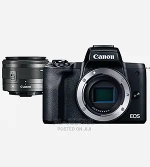 Canon EOS M50 Mark II + EF-M 15-45mm Is STM Kit Black