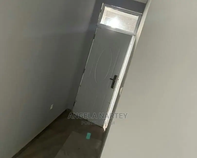 2bdrm Apartment in Community 16, Tema Metropolitan for sale