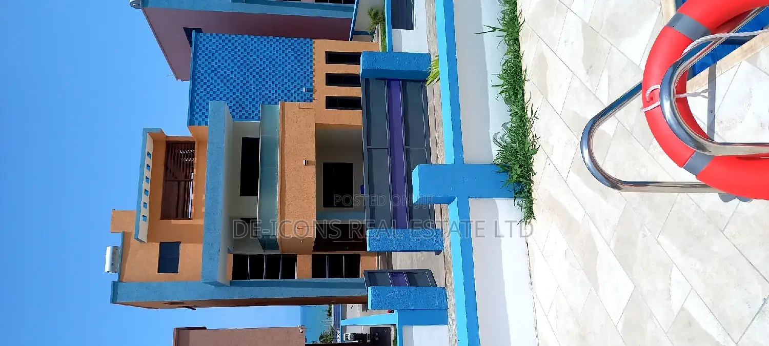 Furnished 4bdrm Duplex in De-Icons Real Estate, Ga South Municipal