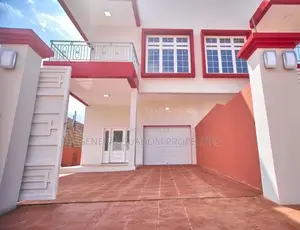 3bdrm Duplex in Suadom Proparties, Baatsona Total for Sale