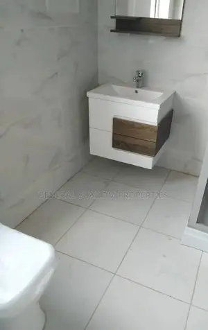 3bdrm Duplex in Suadom Proparties, Baatsona Total for Sale