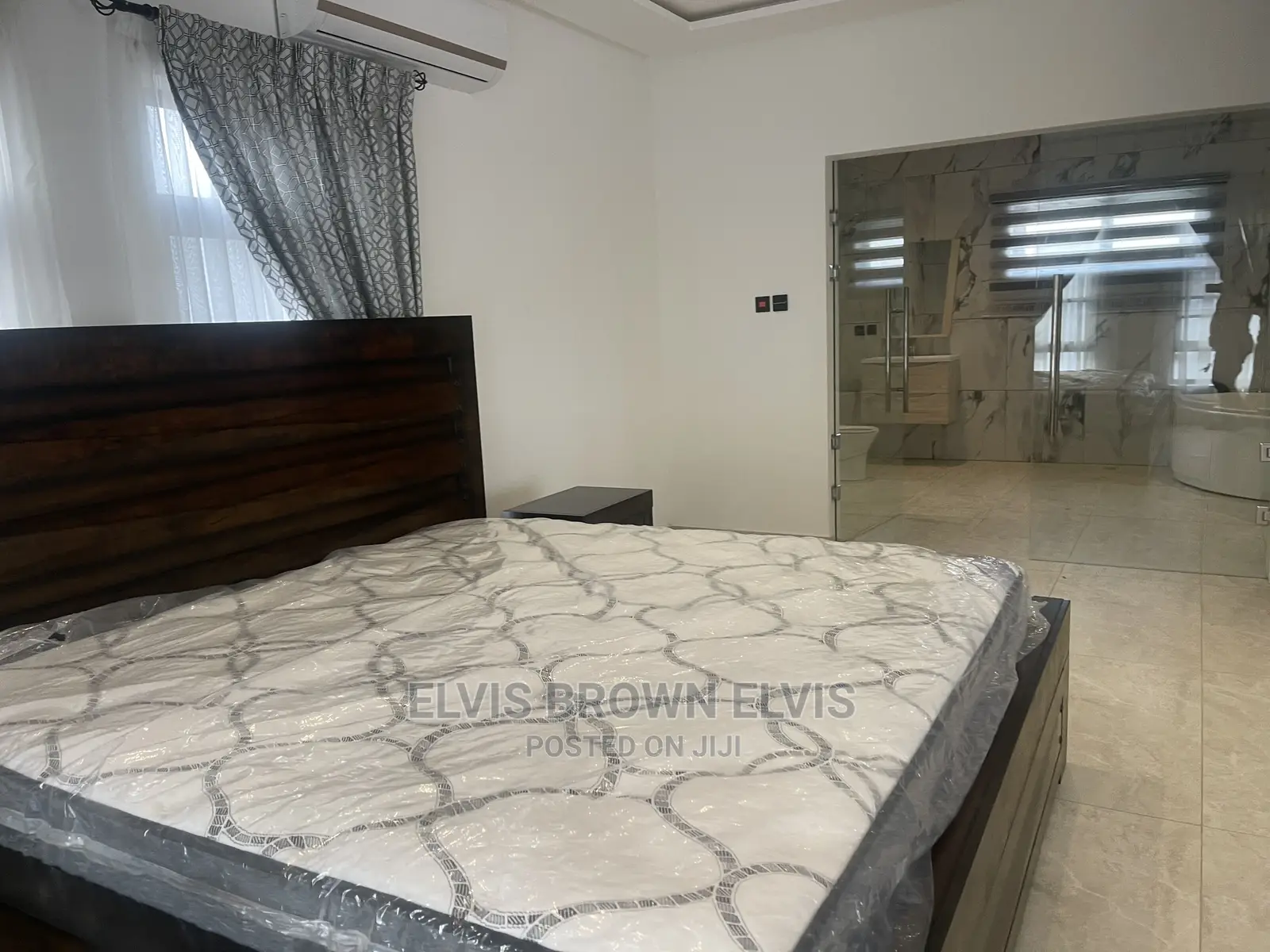 4bdrm Duplex in Living Large, East Legon for Sale