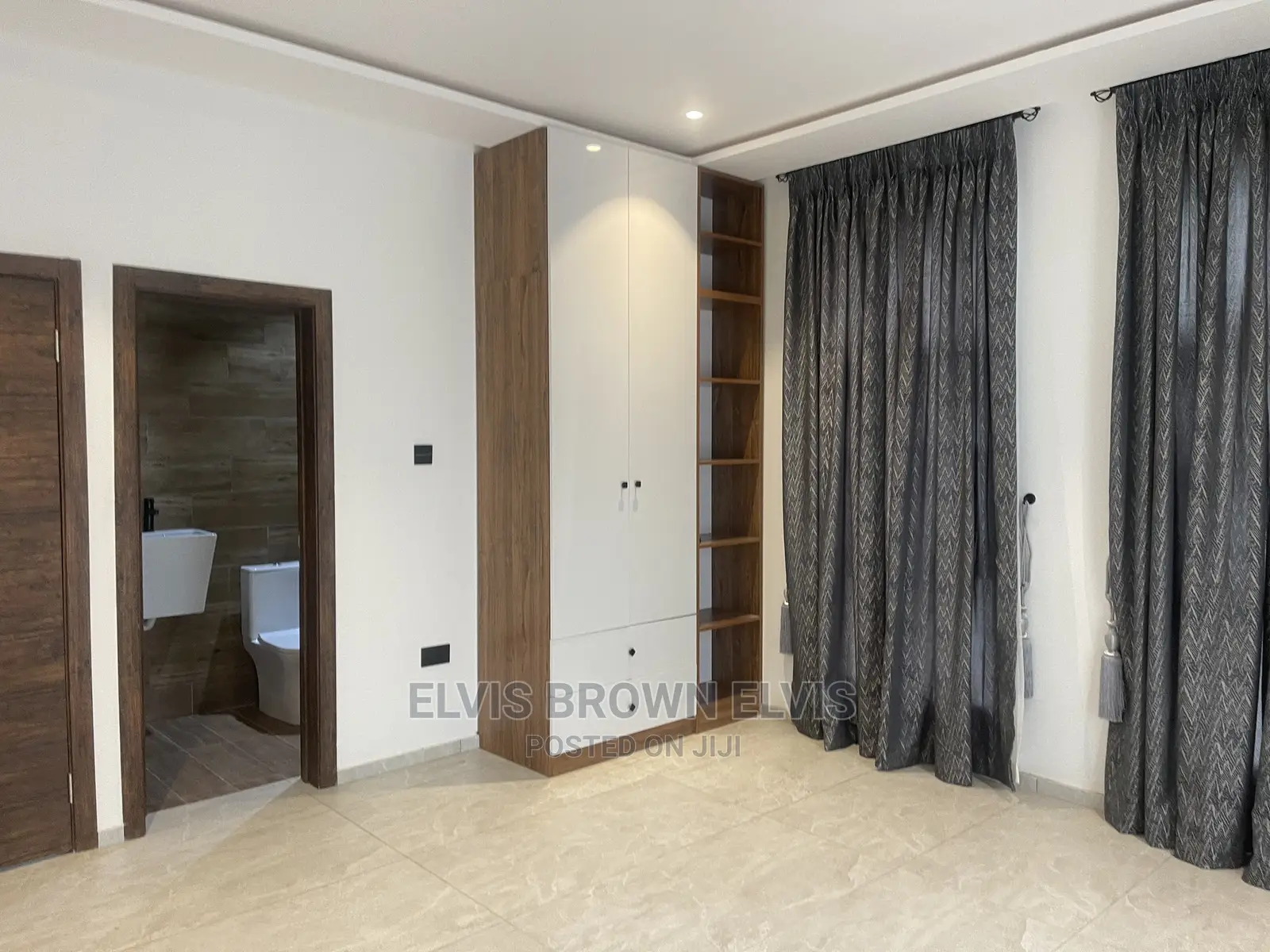 4bdrm Duplex in Living Large, East Legon for Sale