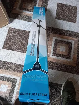 Adjustable Microphone Stand
