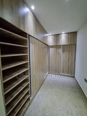 Furnished 2bdrm Apartment in Osu for Rent