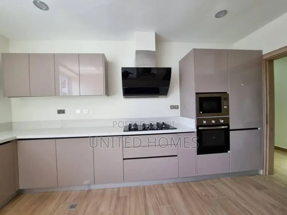 Furnished 2bdrm Apartment in Osu for Rent