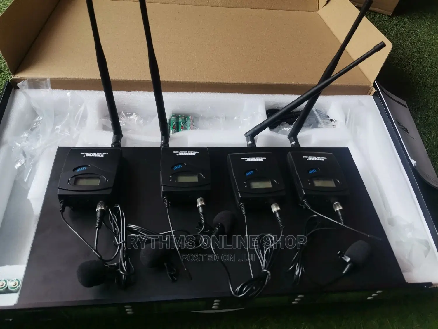 Lapel Mic 4 in 1 (Cordless)