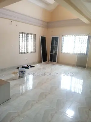4bdrm House in Community 18, Spintex for rent