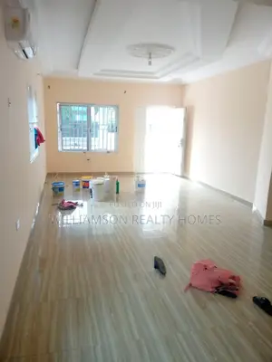 3bdrm House in Hfc Estate, Spintex for rent