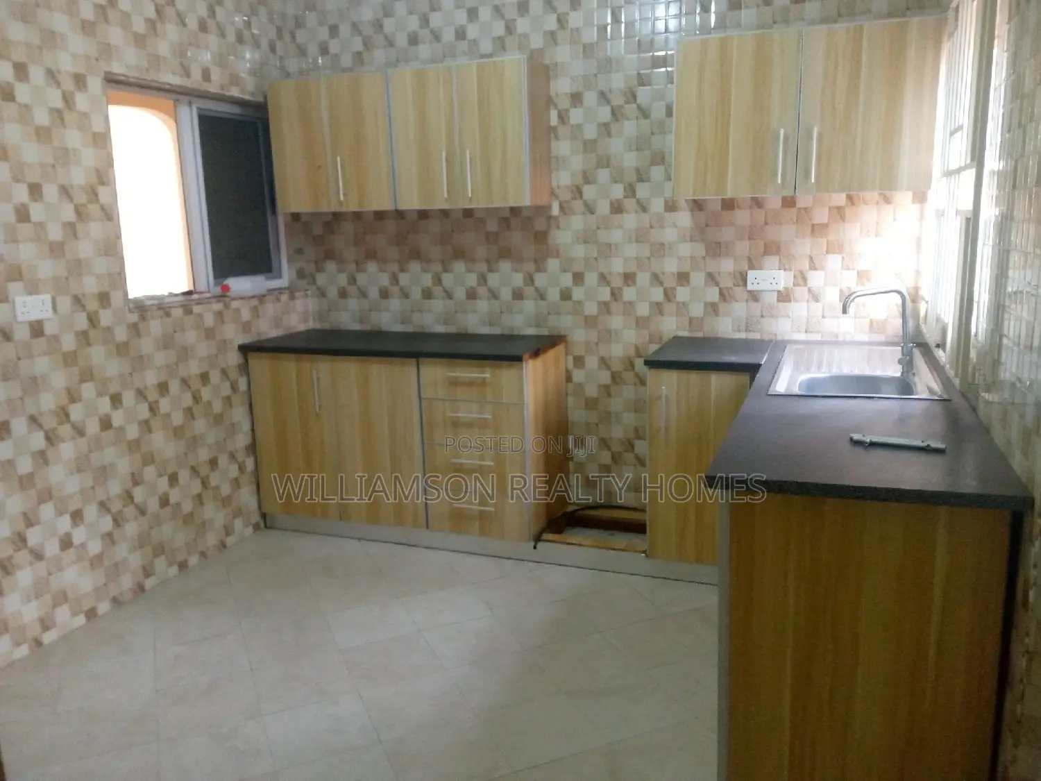 3bdrm House in Hfc Estate, Spintex for rent