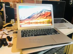 Laptop Apple MacBook Air 8GB Intel Core I5 SSD 128GB