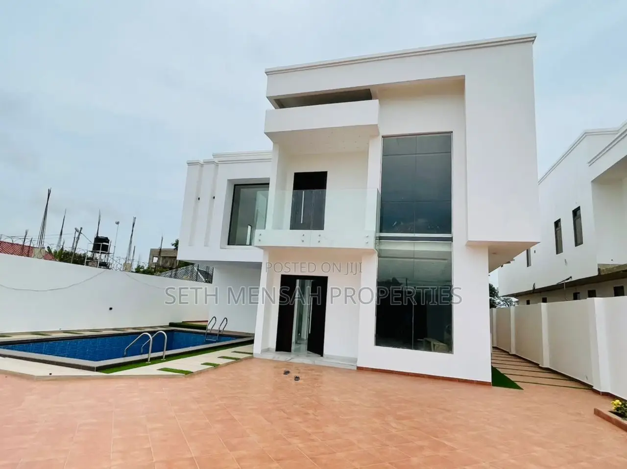 4bdrm House in 4 Bedroom House For, East Legon for Sale