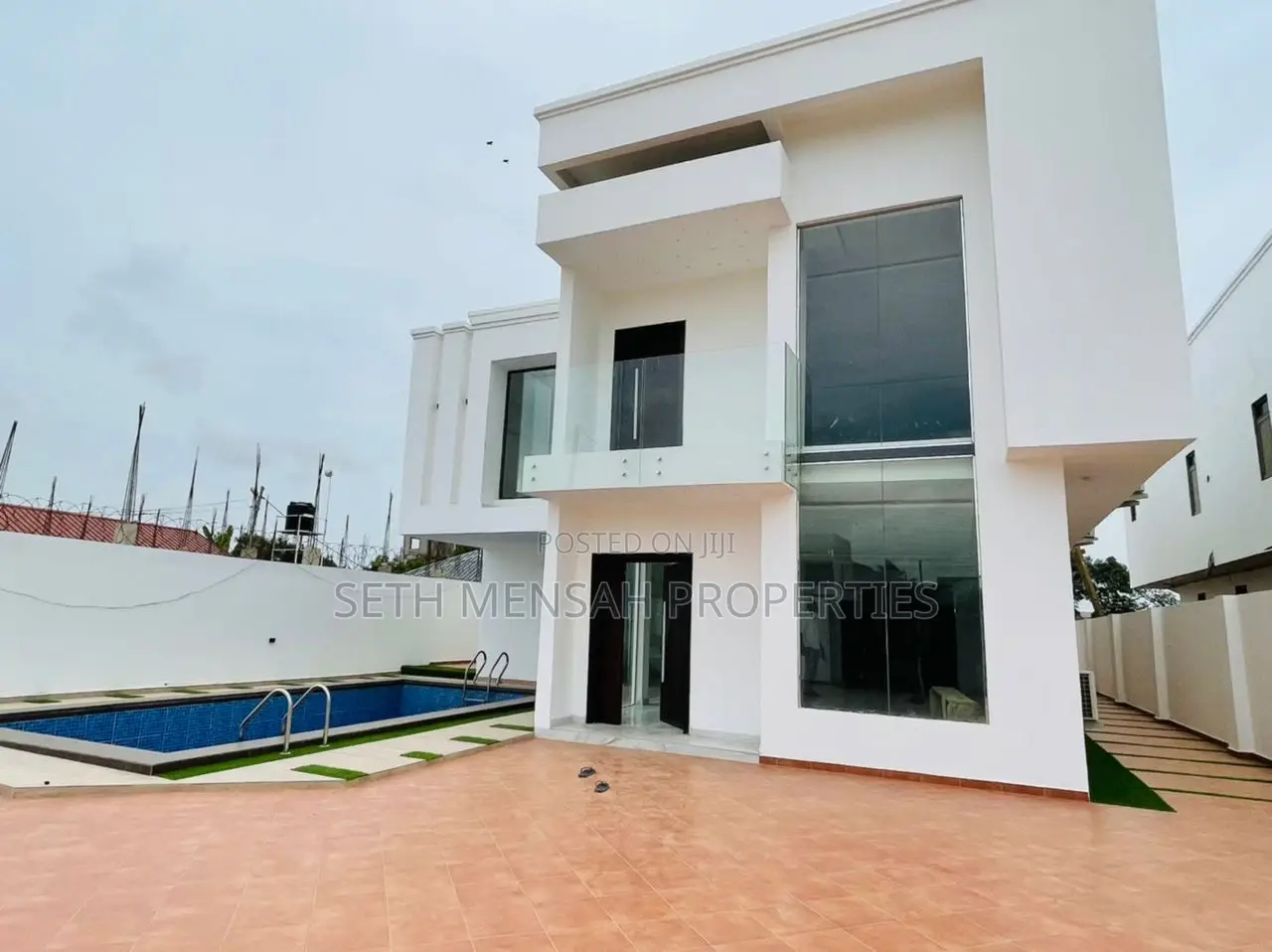 4bdrm House in 4 Bedroom House For, East Legon for Sale