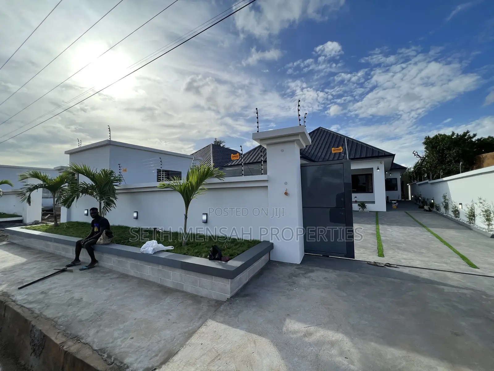 3bdrm House in Ashonmang Estate 3 for sale
