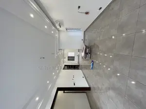 3bdrm House in Ashonmang Estate 3 for sale