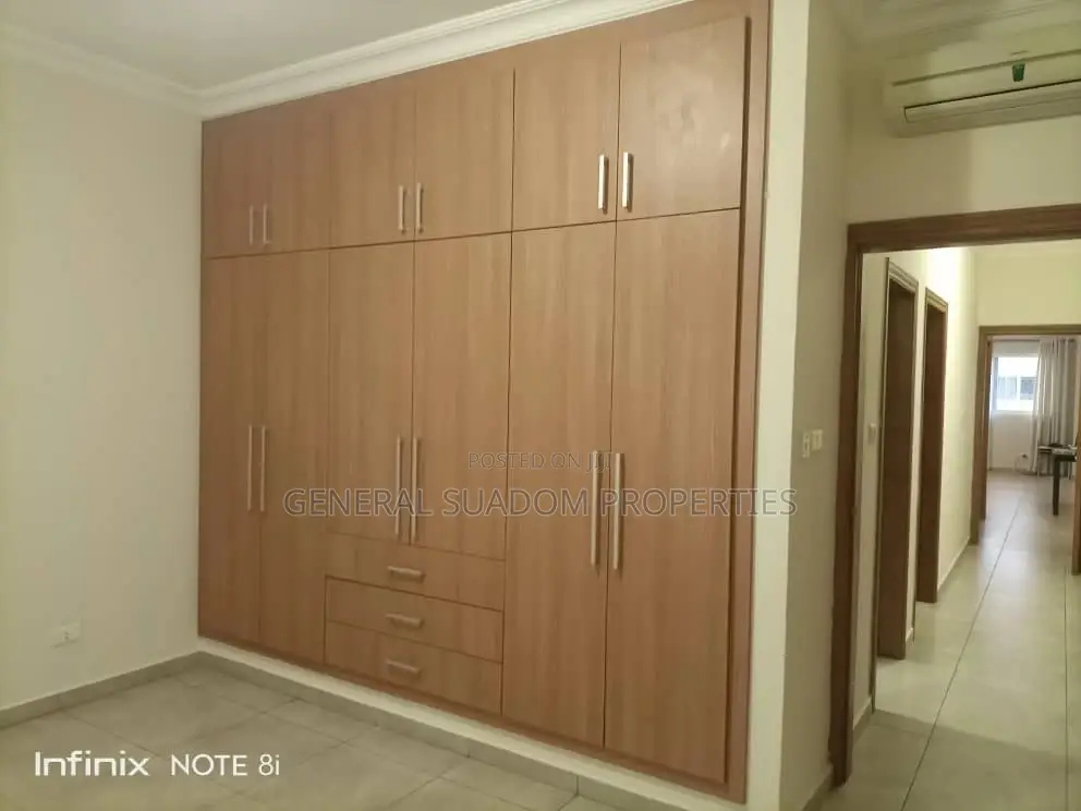 3bdrm Apartment in Suadom Properties, Airport Residential Area