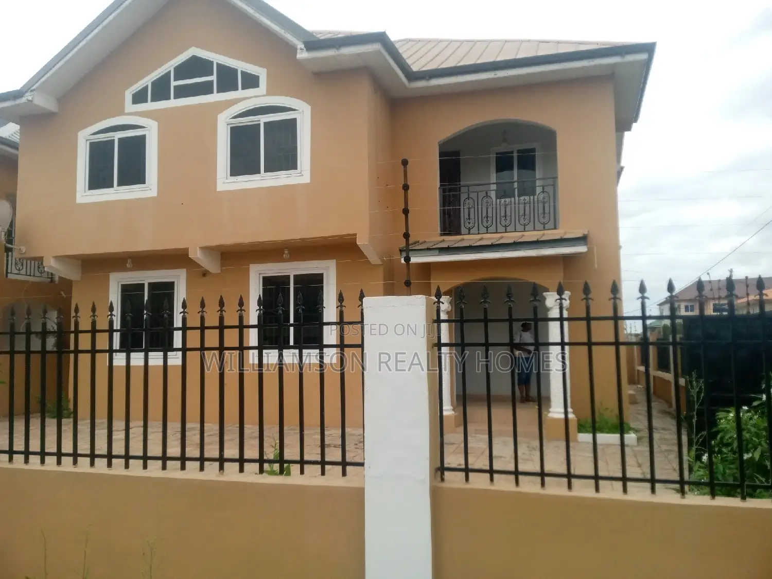 4bdrm House in Hfc Estate, Spintex for rent