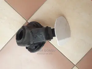 Chevrolet Cruze Fuel Tank Cover