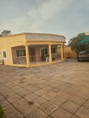 3bdrm House in East Legon for rent