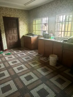3bdrm House in East Legon for rent