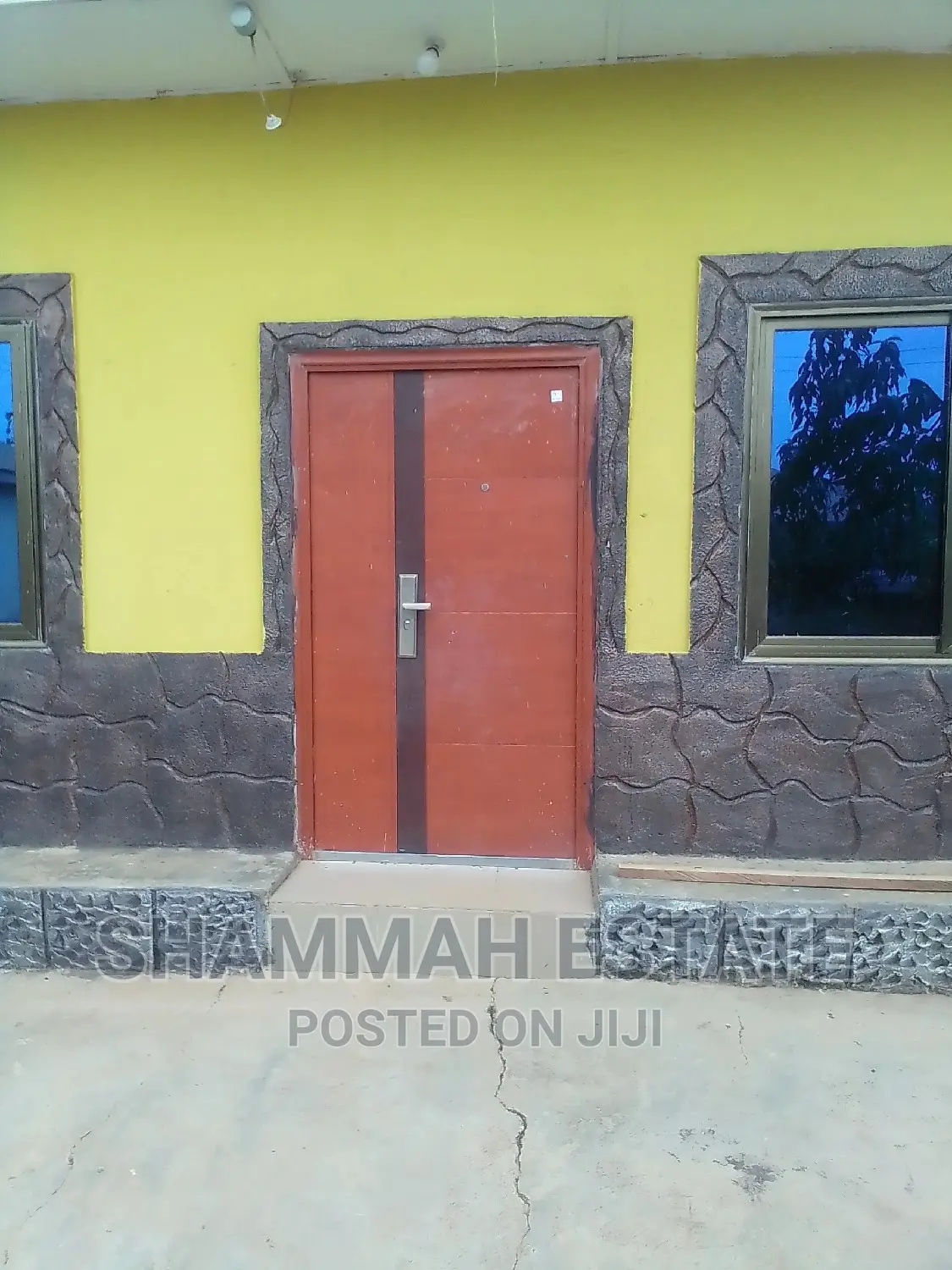 2bdrm Apartment in Aiding Estate, Sunyani Municipal for rent