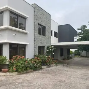 6bdrm Penthouse in Airport for Sale