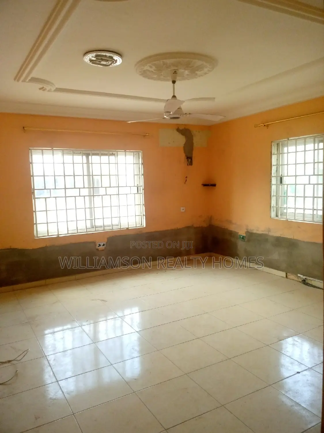 3bdrm House in Community 18, Spintex for rent