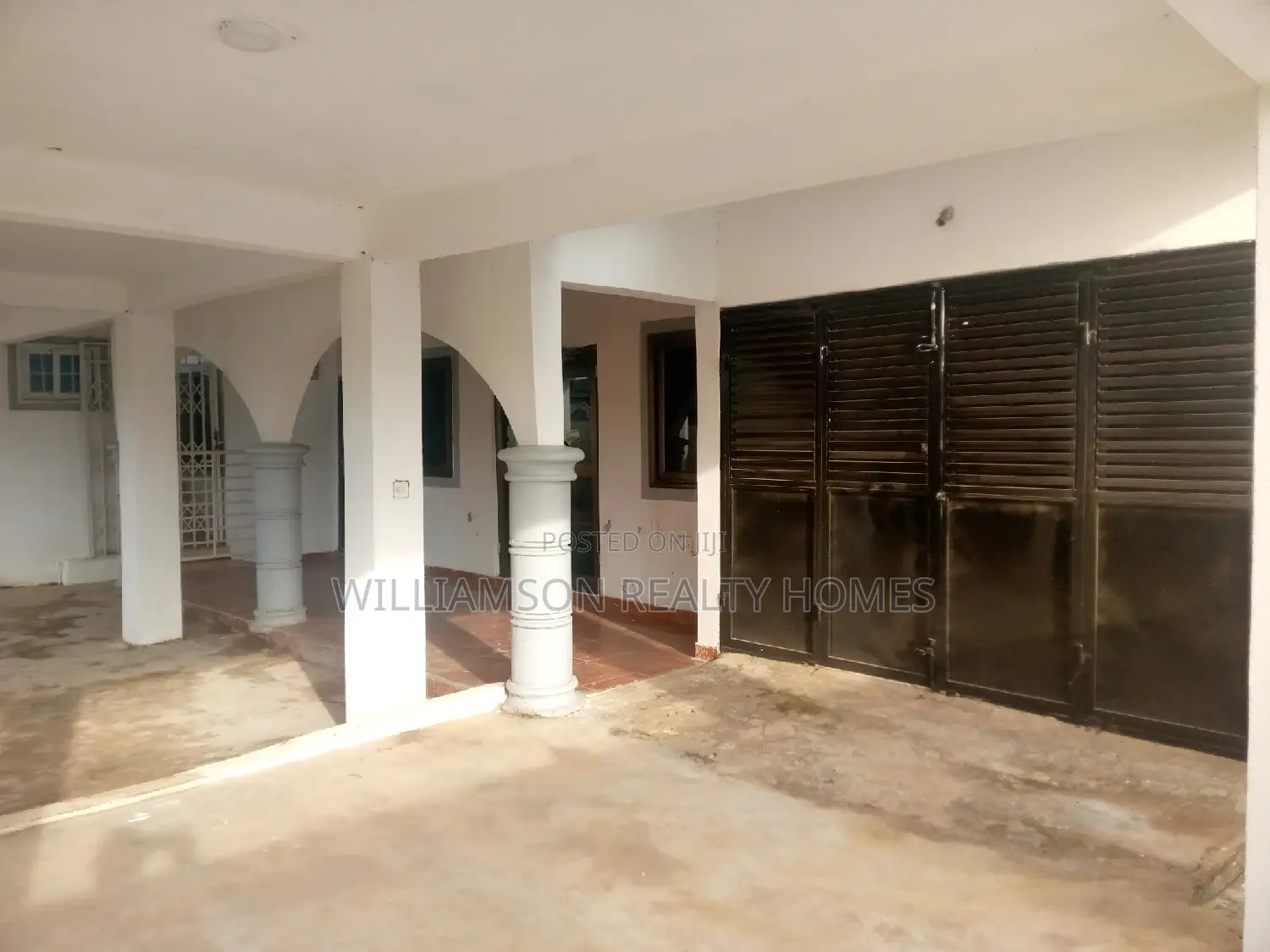 4bdrm Apartment in Community 18, Spintex for rent