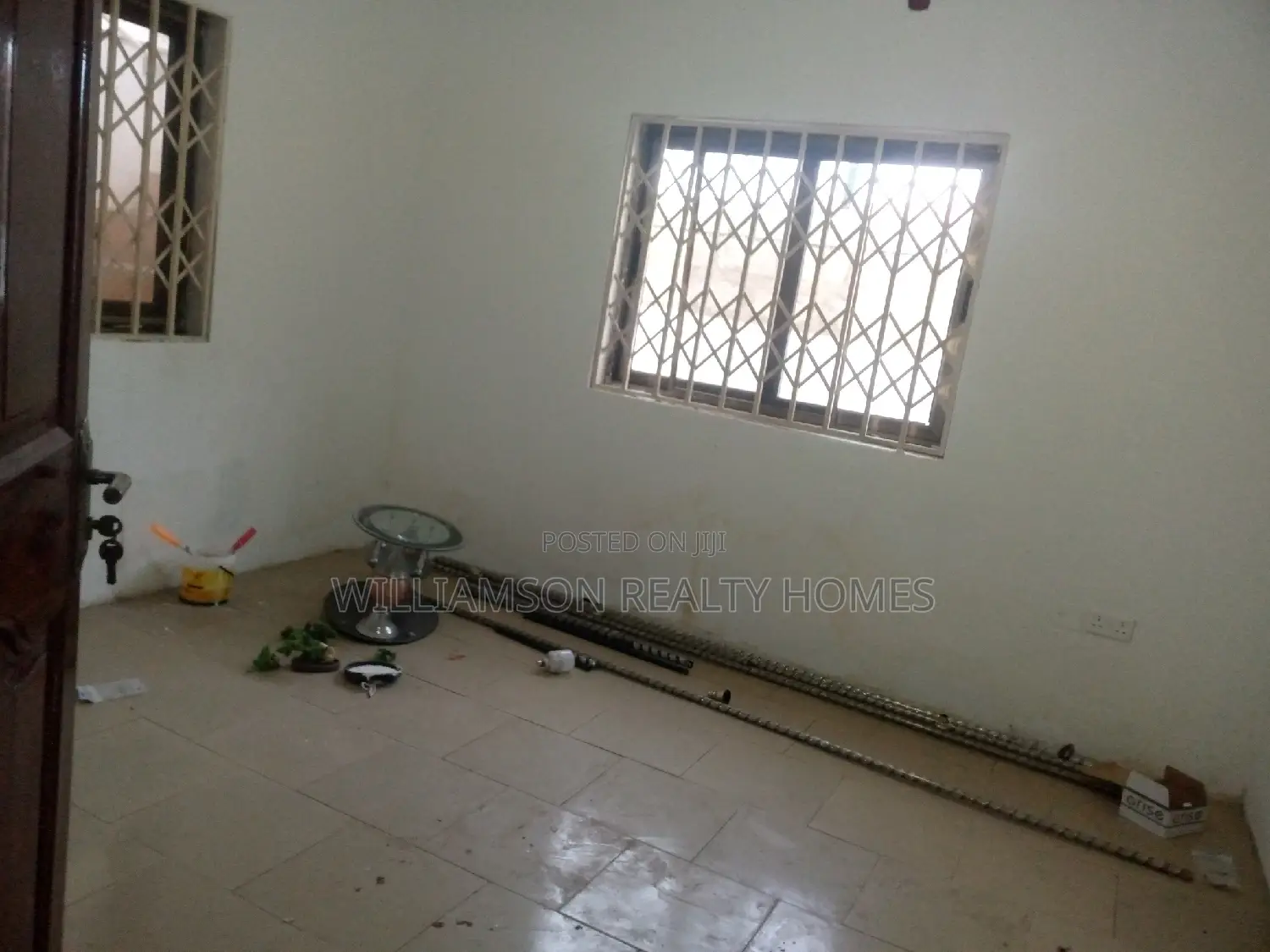 4bdrm Apartment in Community 18, Spintex for rent