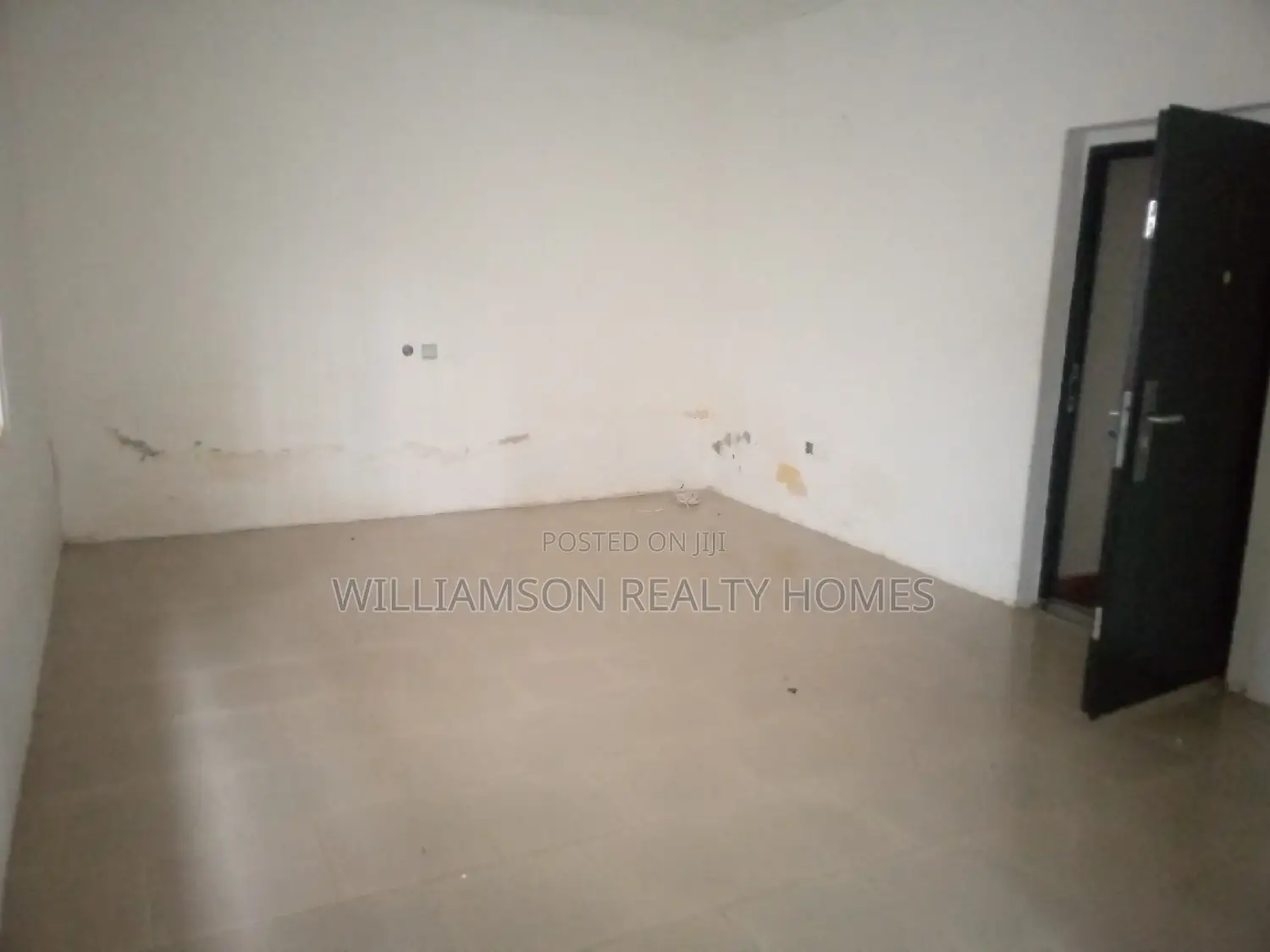4bdrm Apartment in Community 18, Spintex for rent