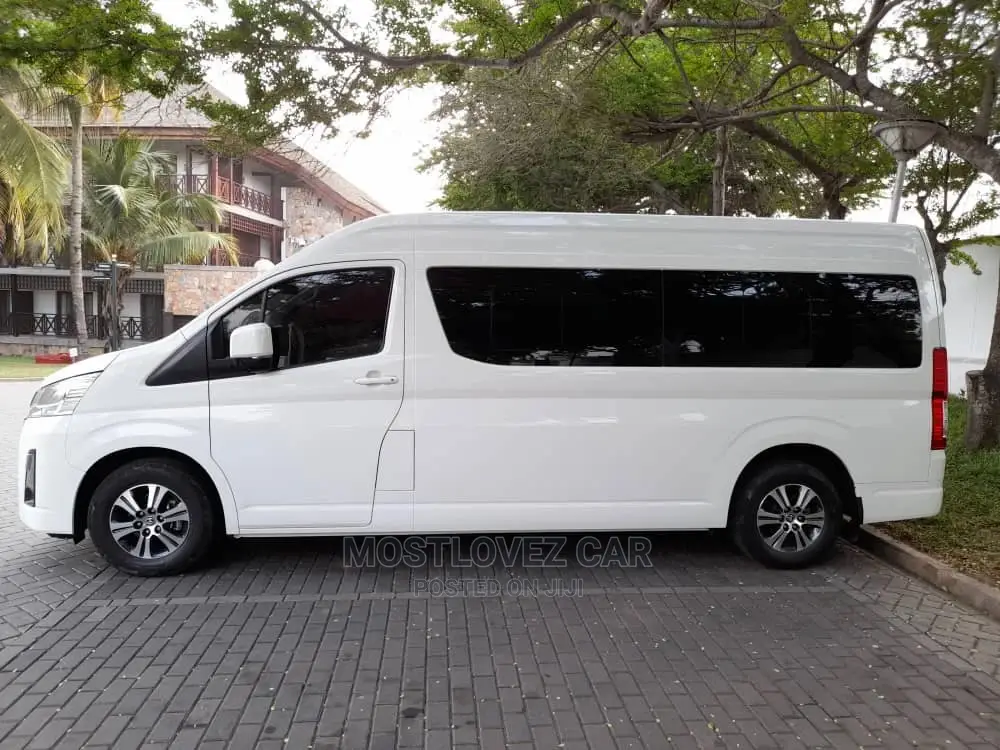 Car Rental. Rent a Minibuses for Your Travels Staff and Tour