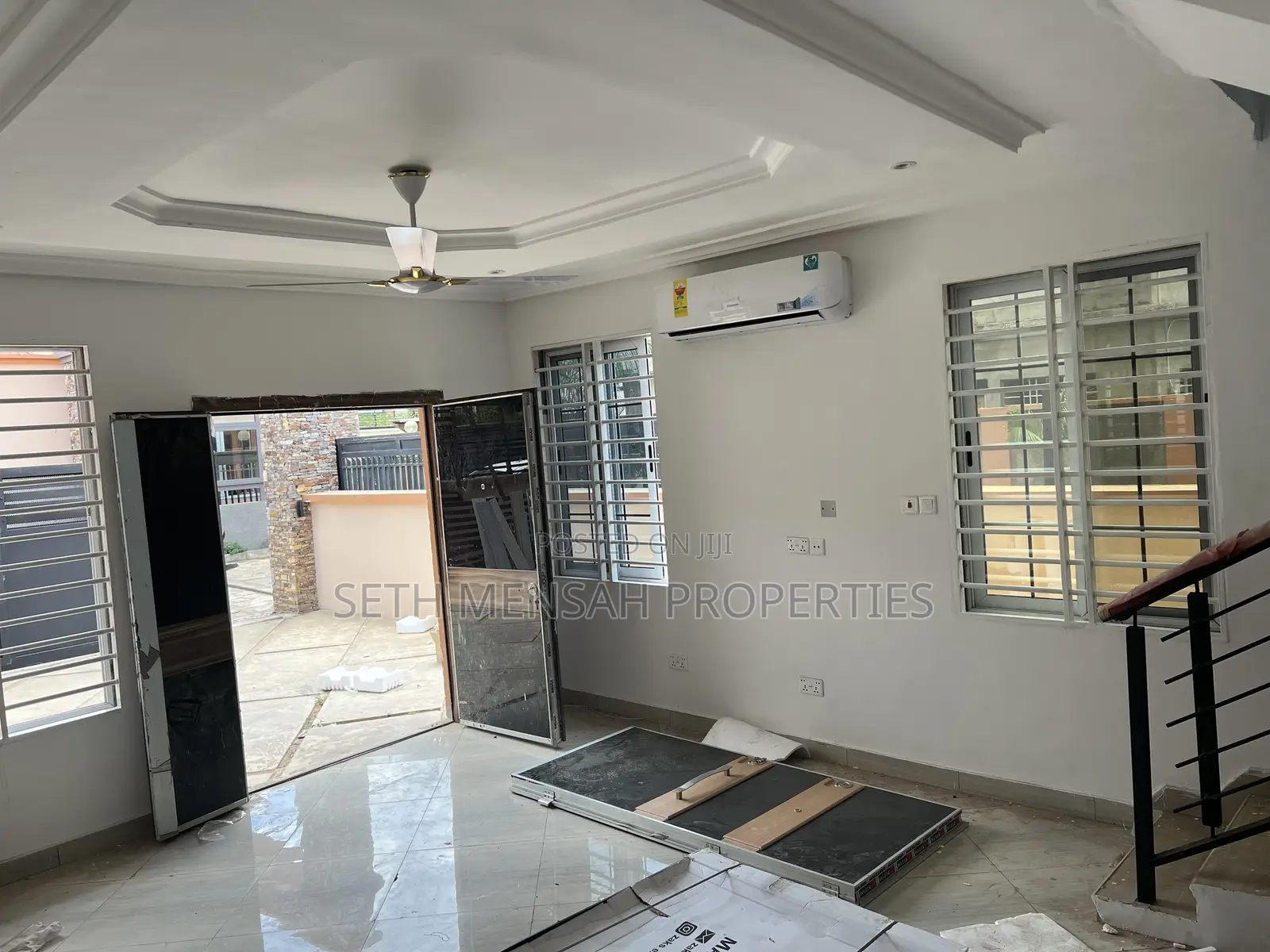 3bdrm House in Achimota Close To for rent