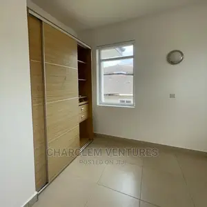 4bdrm House in East Legon for Rent