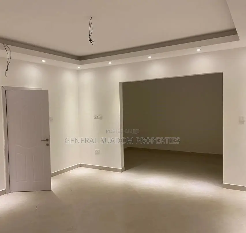 5bdrm Duplex in Suadom Properties, Baatsona Total for sale