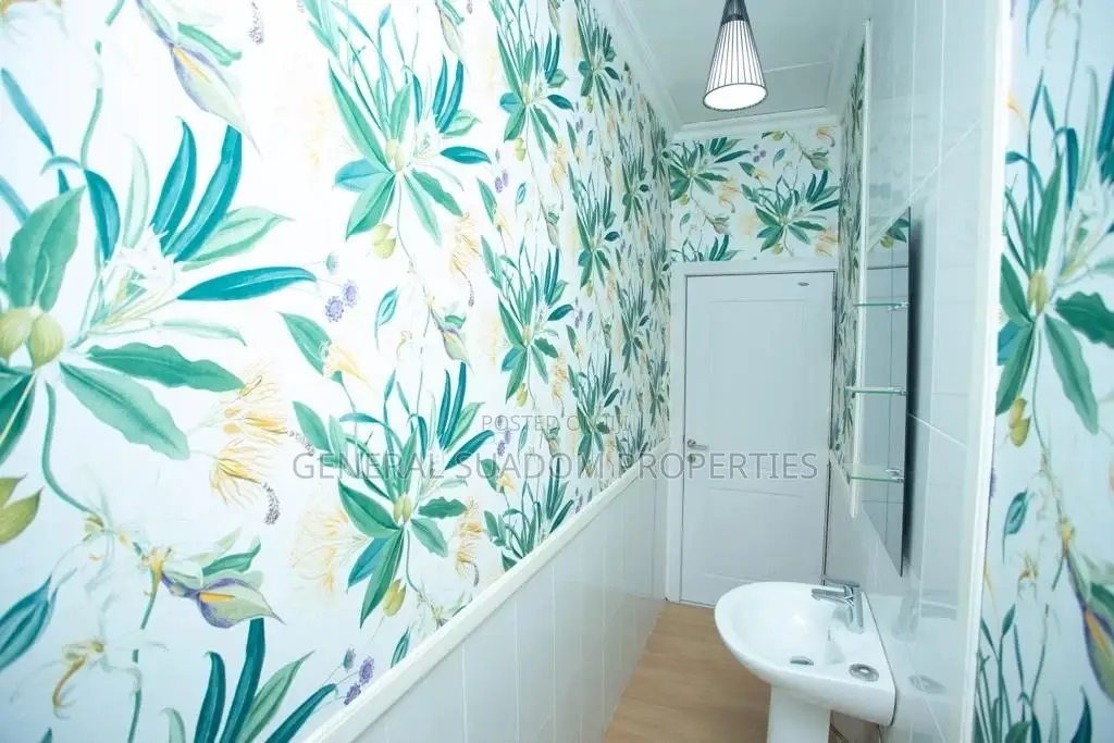 3bdrm House in Suadom Propaties, Baatsona Total for rent