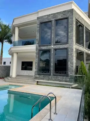 6bdrm Duplex in Suadom Properties, a C Mall Area for Sale