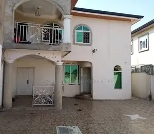 10bdrm Duplex in Suadom Properties, American House for Sale
