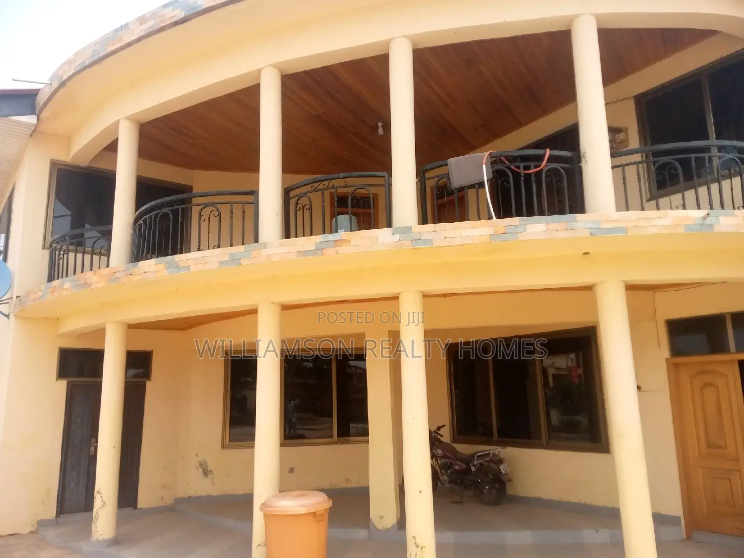 1bdrm Apartment in Hfc Estate, Spintex for rent