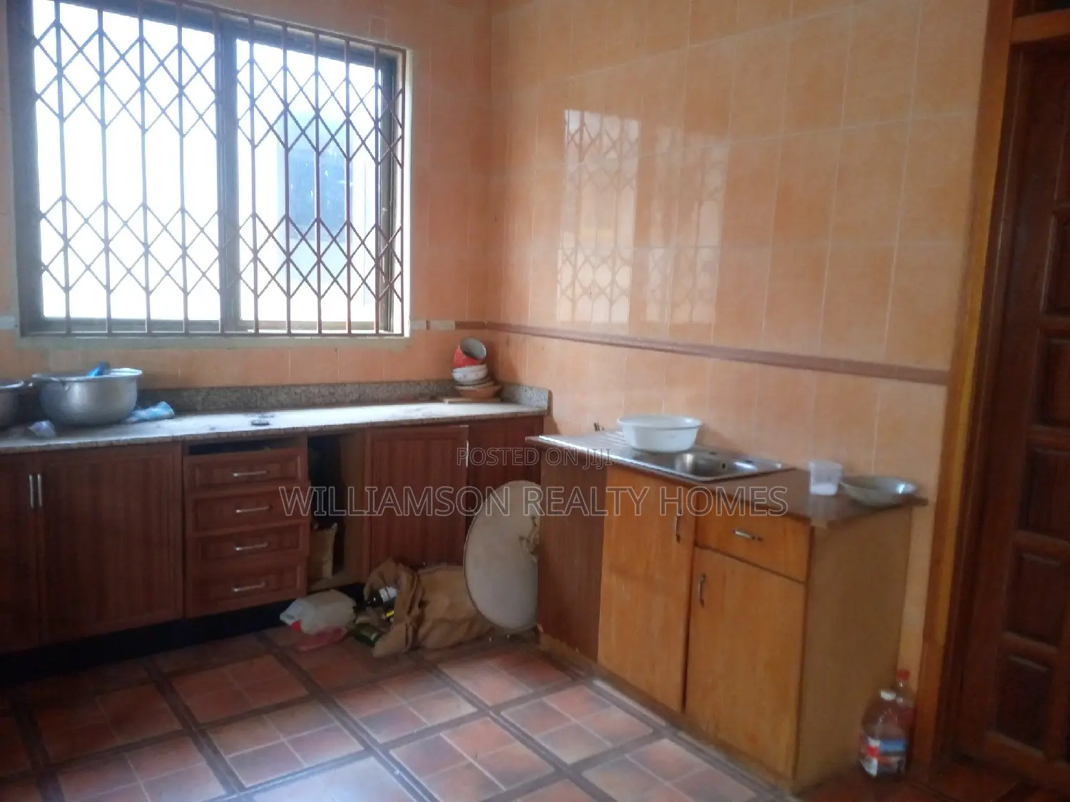 1bdrm Apartment in Hfc Estate, Spintex for rent