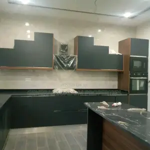 4bdrm Duplex in Suadom Properties, Airport Residential Area for rent