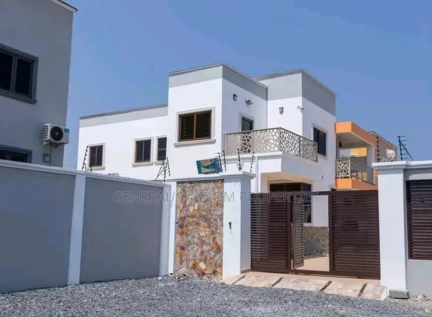 4bdrm Duplex in Suadom Properties, Baatsona Total for Sale