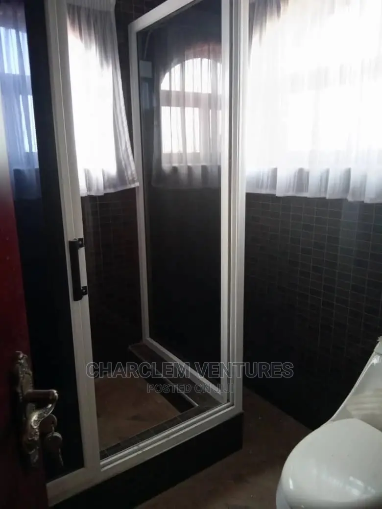 Furnished 4bdrm Duplex in East Legon for Rent