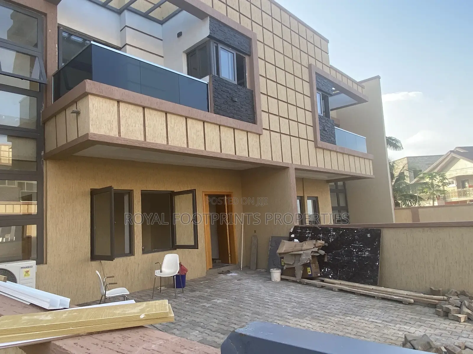 Furnished 3bdrm Duplex in East Legon for rent