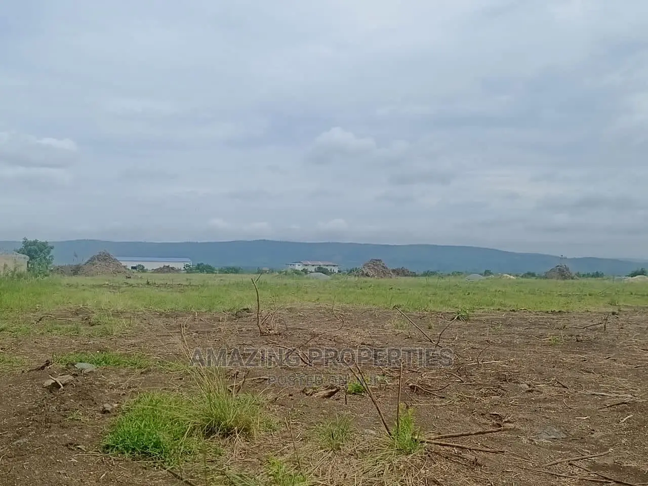 220 Acres of Land for Sale at Trasacco