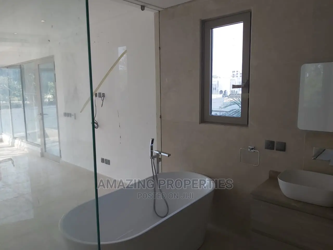 4bdrm House in Amazing Properties, Cantonments for Rent